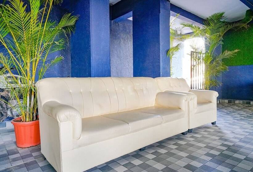 Отель Fabexpress Deluxe