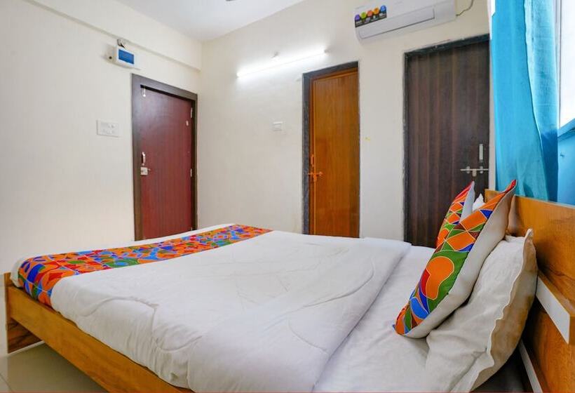 Отель Fabexpress Deluxe