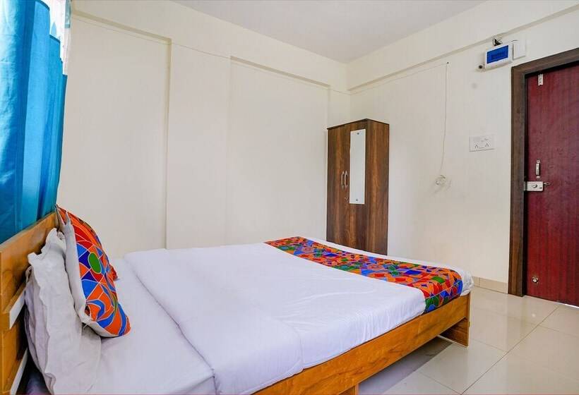 Отель Fabexpress Deluxe