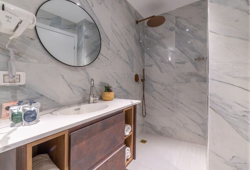 ホテル The David Story Boutique