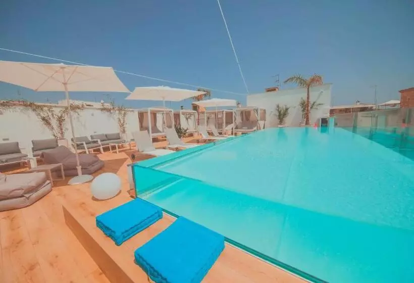 تختخواب و صبحانه Cleros Sky Lounge