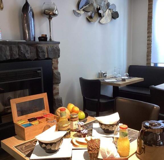 هتل Auberge De La Voute