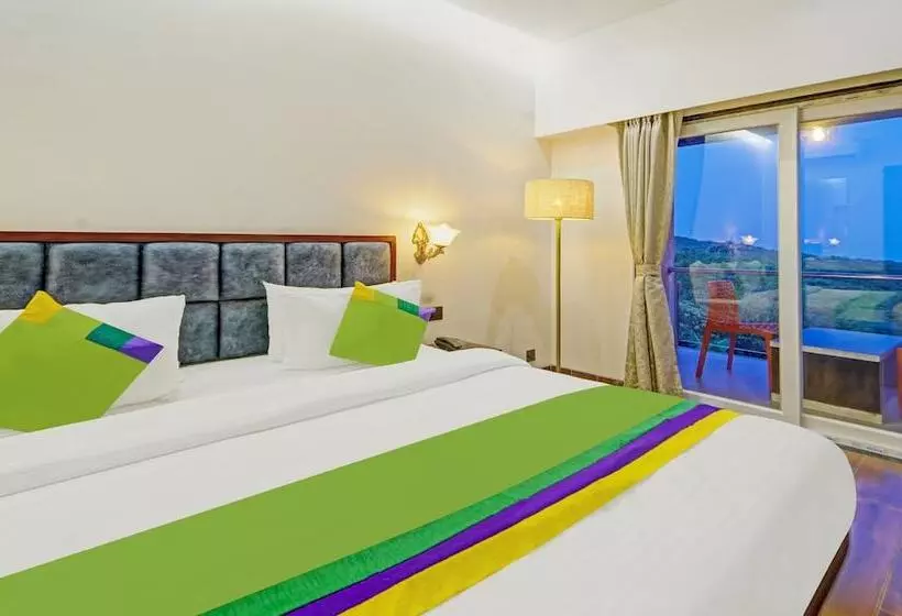 ホテル Treebo Shindola Resort