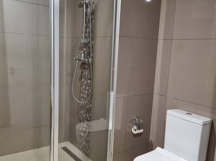 Lovely Furnished 1 Bed Apartment In East Legon