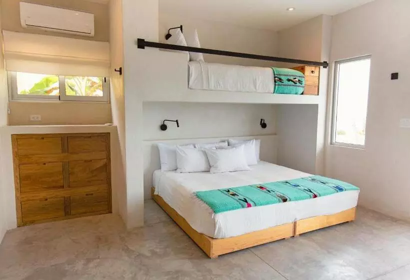 Topia Retreat  Surf Suite Norte