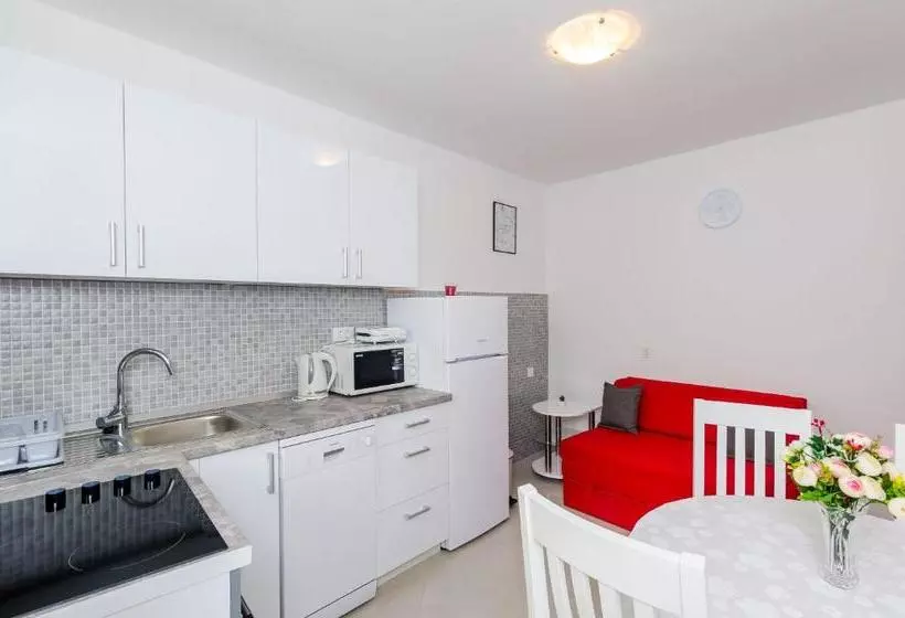 Guest House Nenada