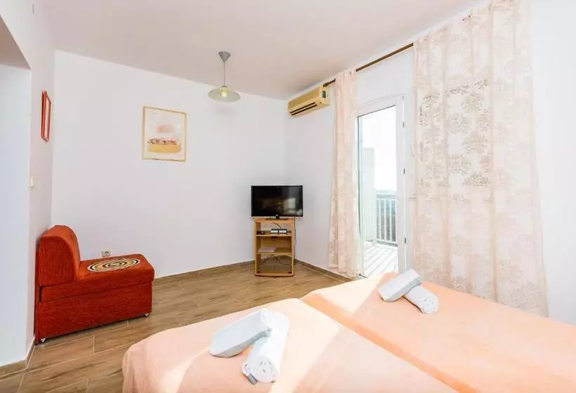Guest House Nenada