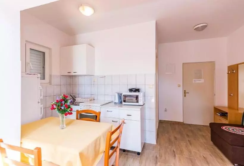 Guest House Nenada