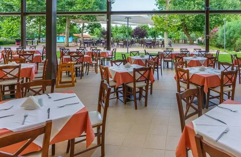 Cronwell Platamon Resort