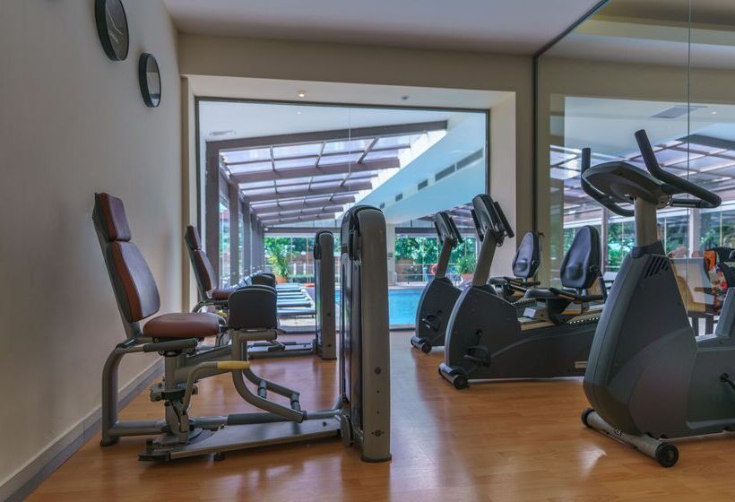 Cronwell Platamon Resort