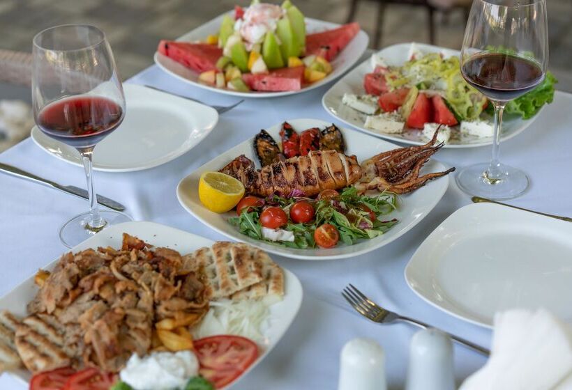 Cronwell Platamon Resort