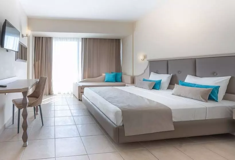 Cronwell Platamon Resort