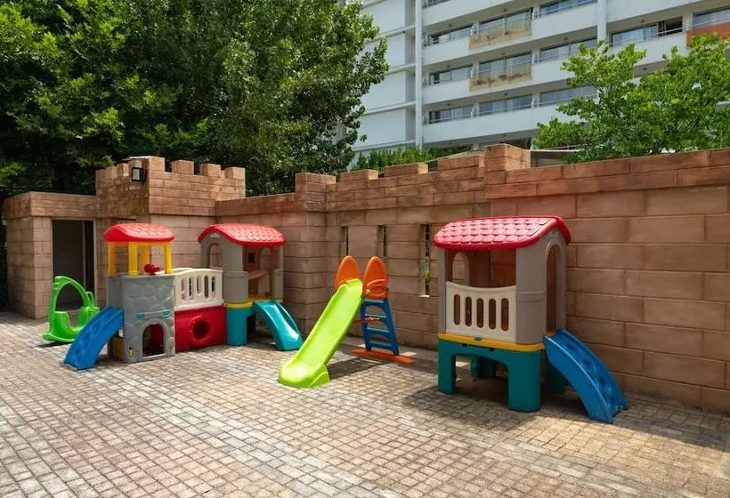 Cronwell Platamon Resort