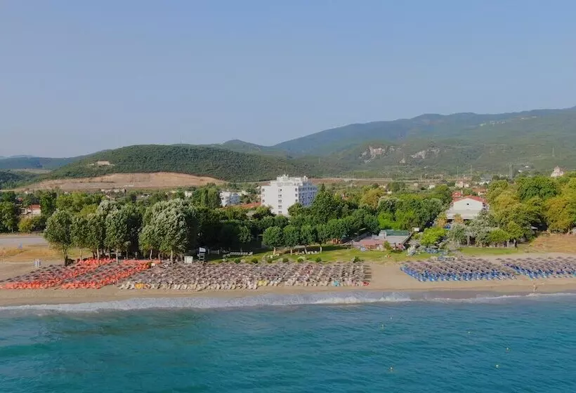 Cronwell Platamon Resort