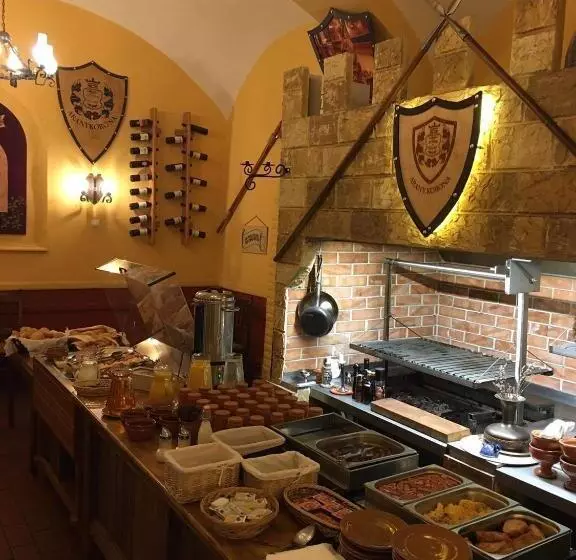 Отель Aranykorona