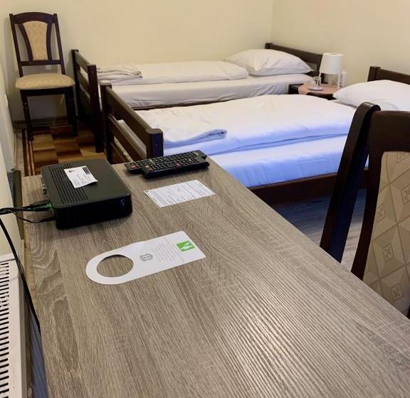 ホテル Aranykorona