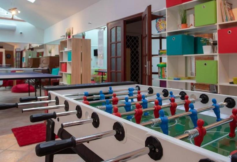 ホテル Bikavölgyi Panzió