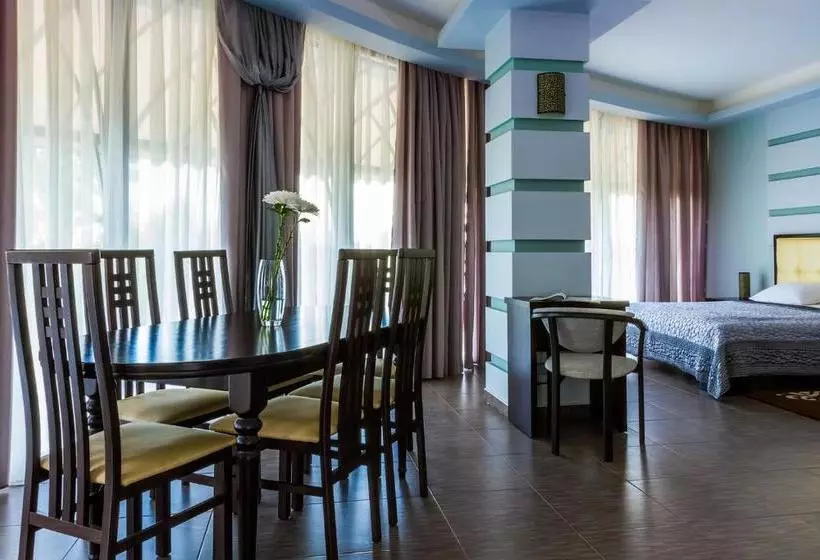 ホテル Greenstone