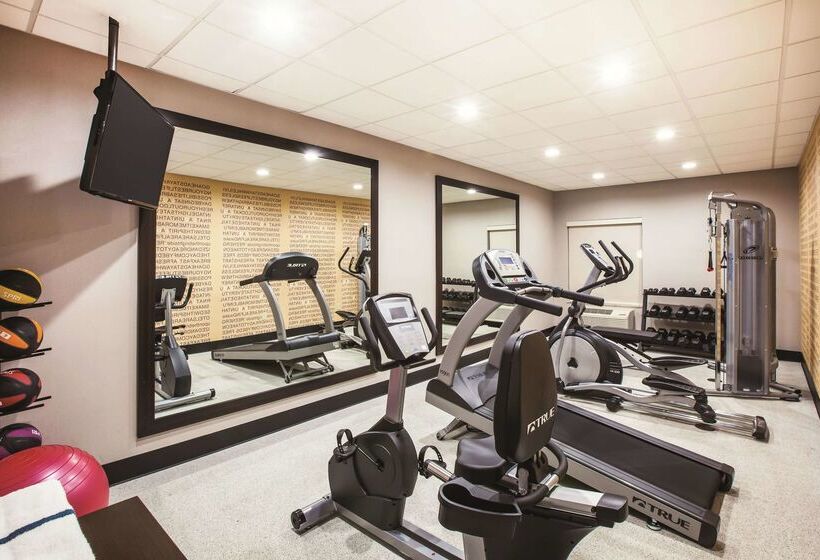 酒店 La Quinta By Wyndham Baton Rouge Denham Springs