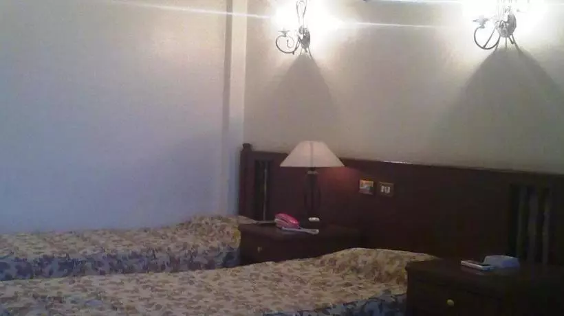 هتل Orchida St. George