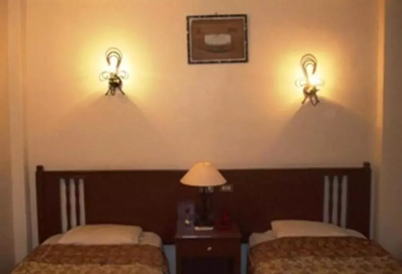 هتل Orchida St. George