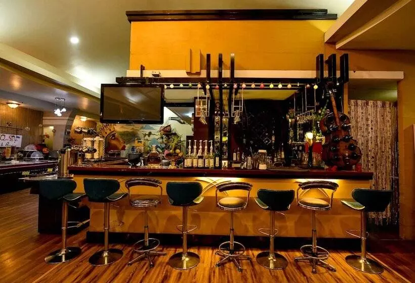 هتل Queen Mandalay