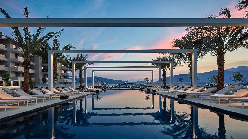 هتل Regent Porto Montenegro & Residences