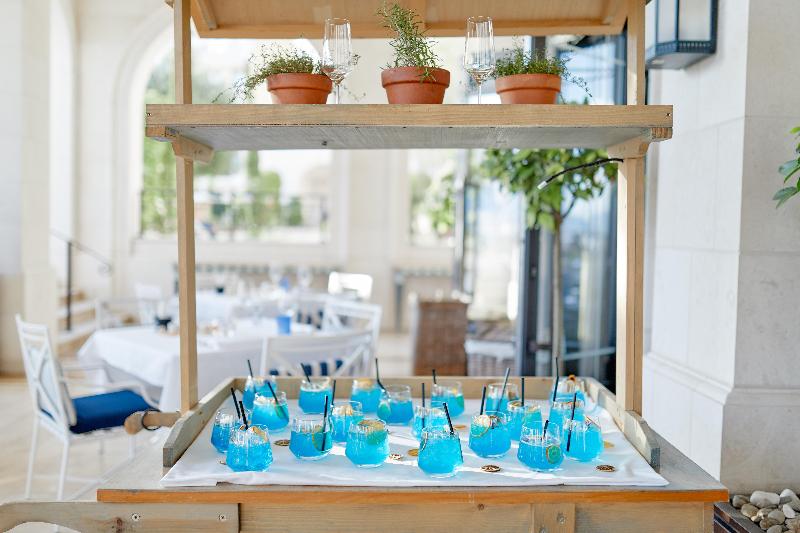 هتل Regent Porto Montenegro & Residences