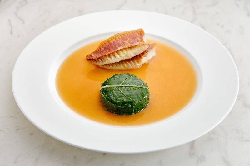 هتل Regent Porto Montenegro & Residences