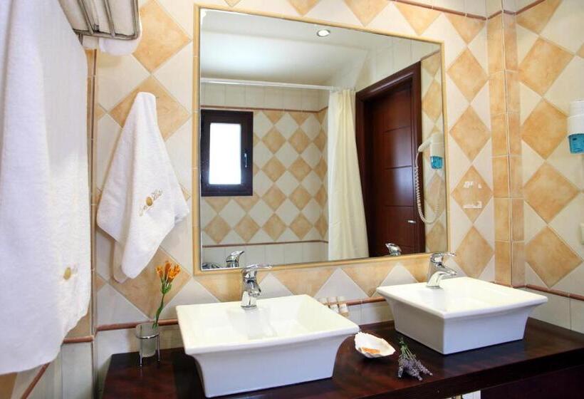 בית מלון כפרי Tesoro