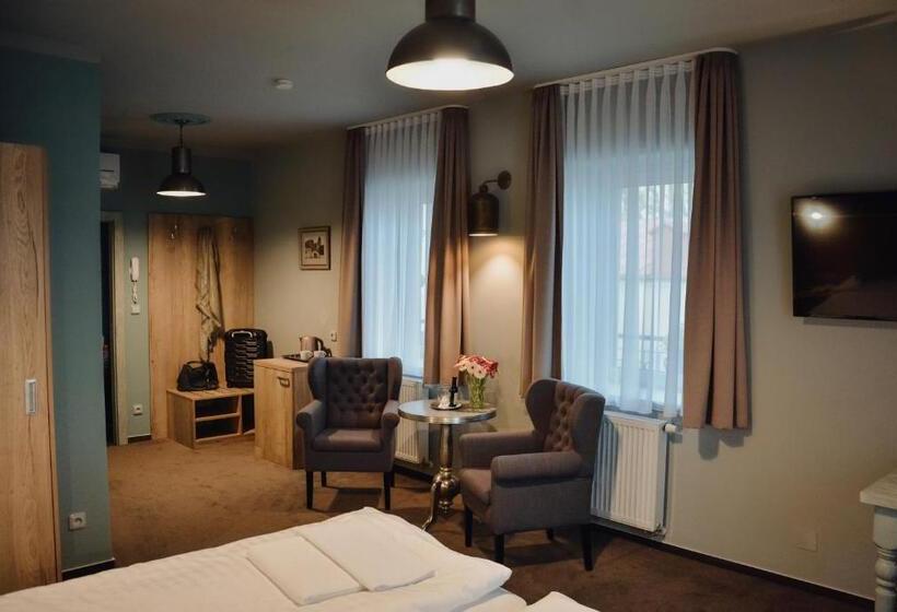 Hotel U Hradu