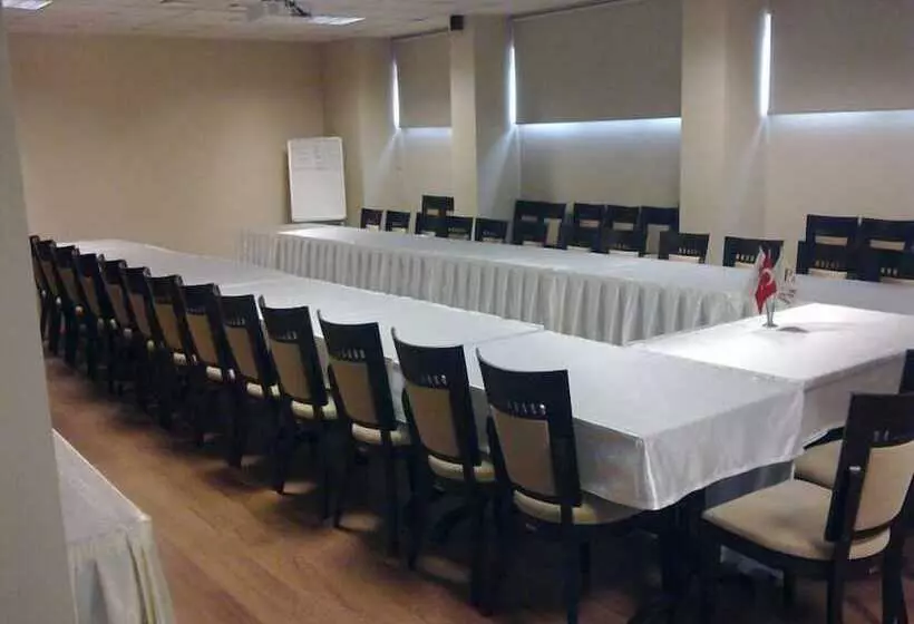 Pak Otel