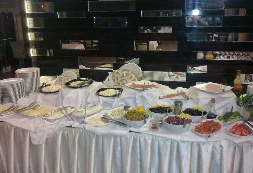 Pak Otel
