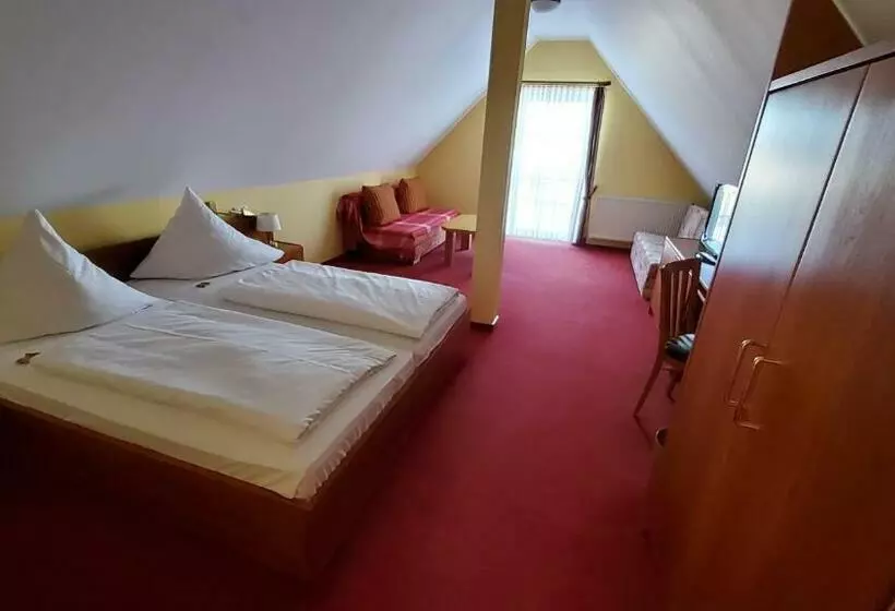 Aamiaismajoitus (B&B) Café 3 Kronen