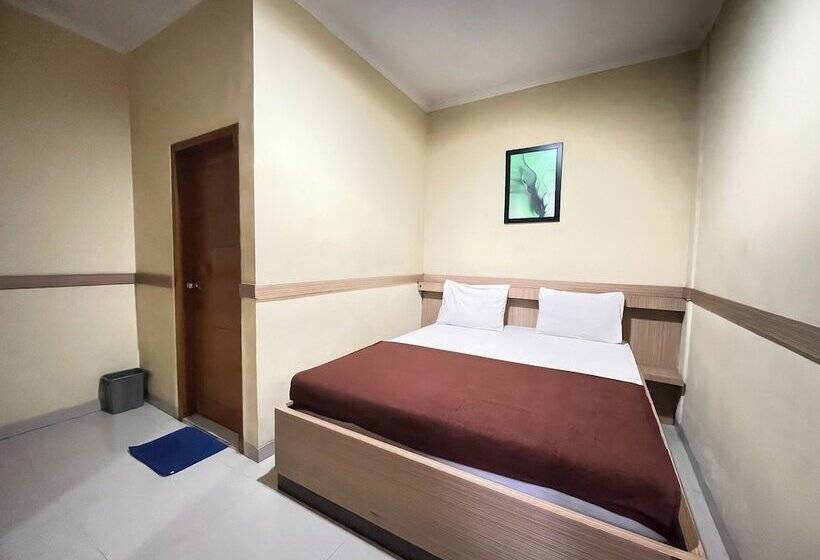 Szálloda Cemara Hijau