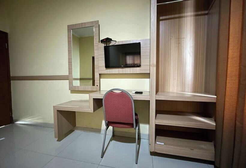 Szálloda Cemara Hijau