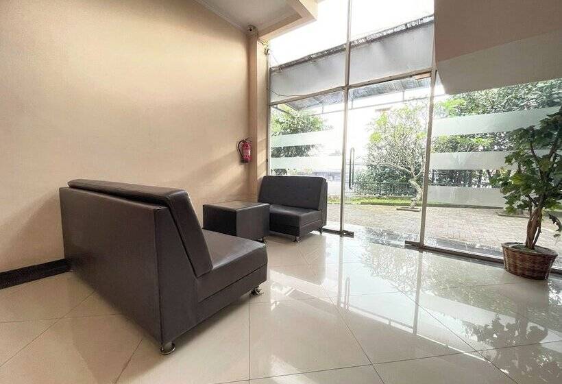 Szálloda Cemara Hijau