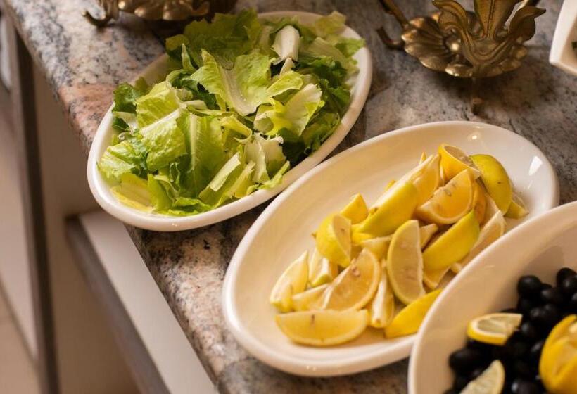 Luciana Hotel By Bratus