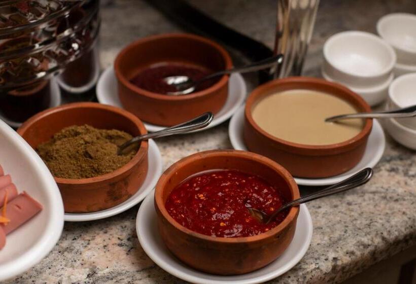 Luciana Hotel By Bratus