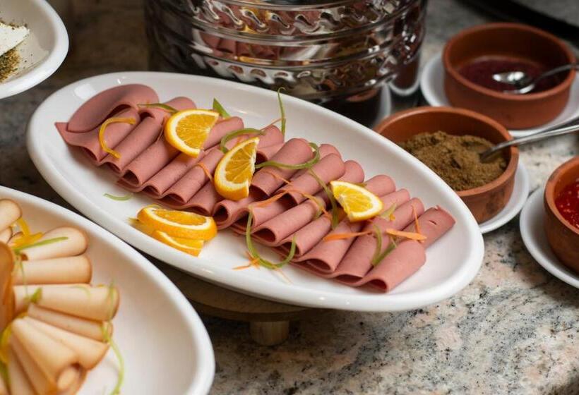 Luciana Hotel By Bratus