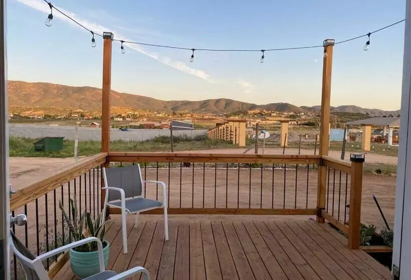 تختخواب و صبحانه Villa Loar Cabin 1