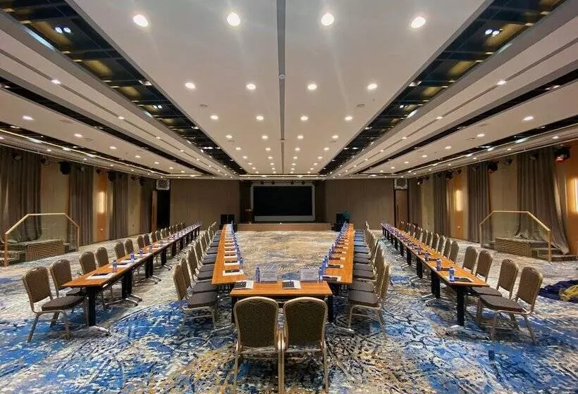 Millennium Plaza Hotel & Mall Ulaanbaatar