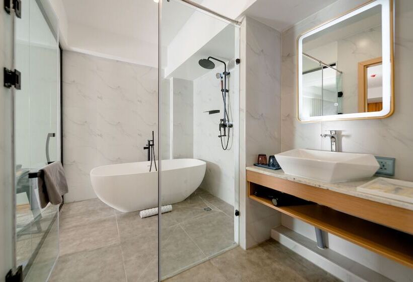 Millennium Plaza Hotel & Mall Ulaanbaatar