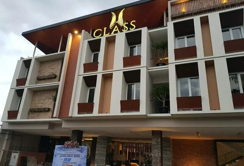 Pensione Class Premium Guest House
