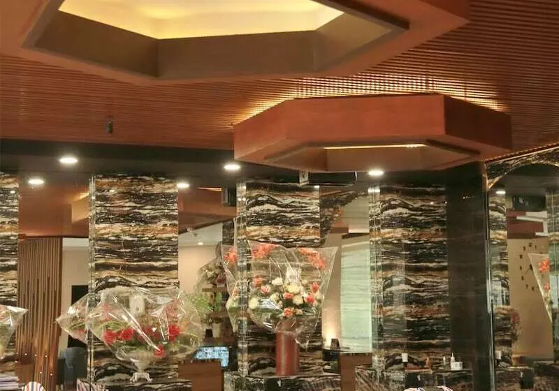 Pensione Class Premium Guest House