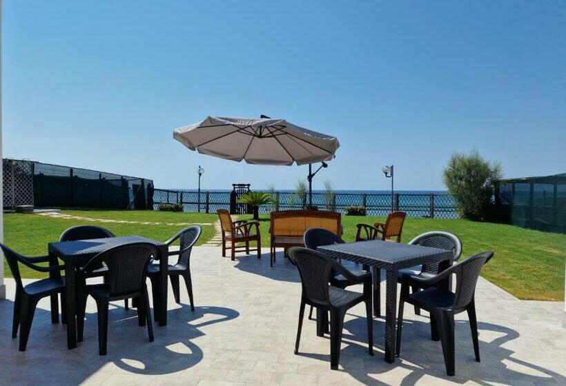 住宿加早餐  Villa Epi