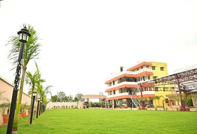 בית מלון כפרי Basanta Convention