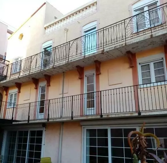 Majatalo La Villa Rosace