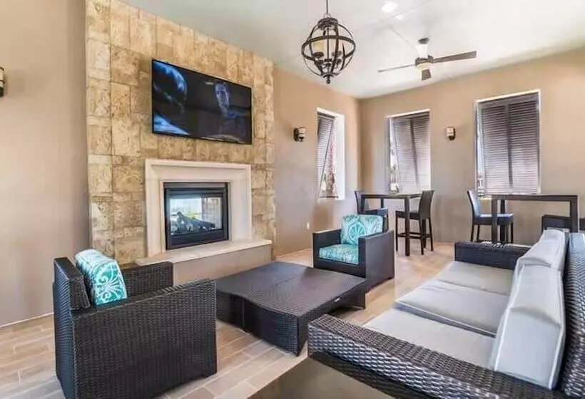 Stunning Lake View Themed Bedrooms With Comfortable And Sophisticated Decor 5ws886