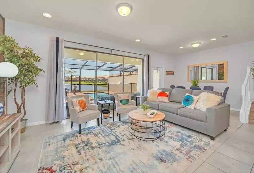 Stunning Lake View Themed Bedrooms With Comfortable And Sophisticated Decor 5ws886